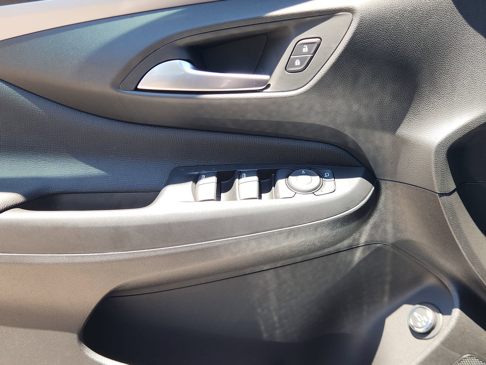 New 2026 Buick Envista Sport Touring w/ Convenience I Package FWD image 27