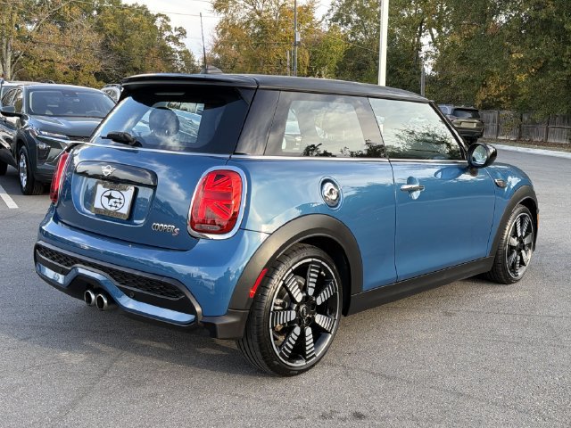 Used 2023 MINI Cooper S FWD image 3