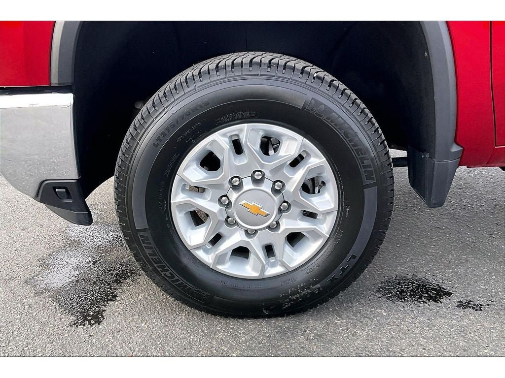 Used 2025 Chevrolet Silverado 3500 LTZ AWD/4WD image 10