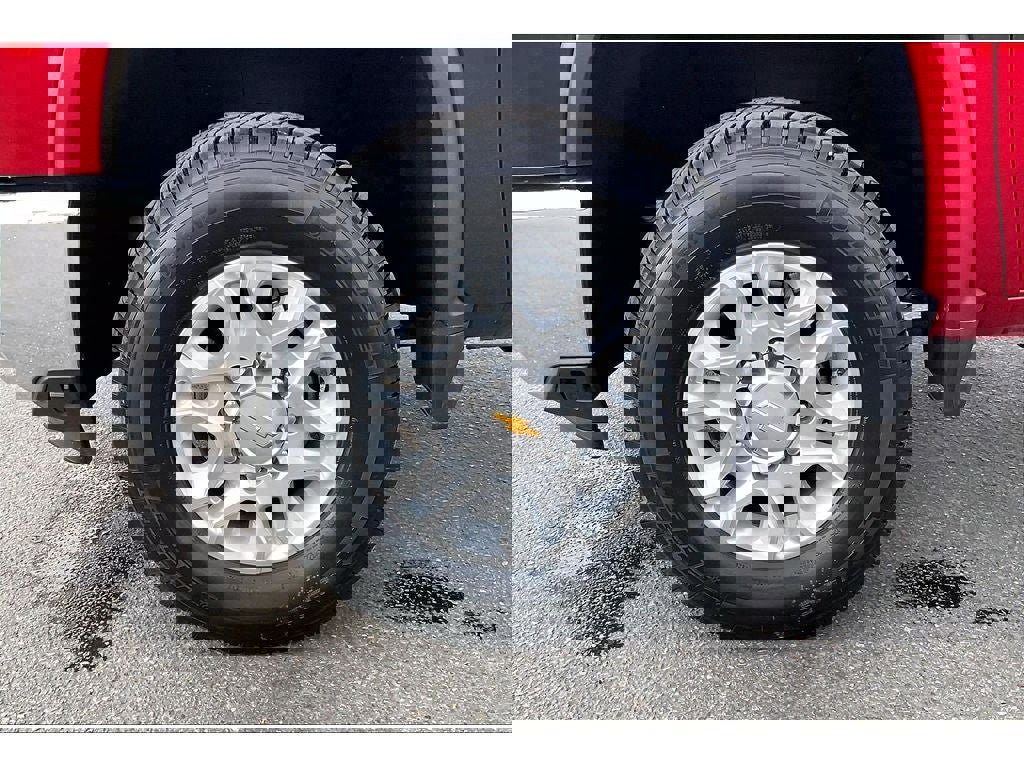 Used 2025 Chevrolet Silverado 3500 LTZ image 10