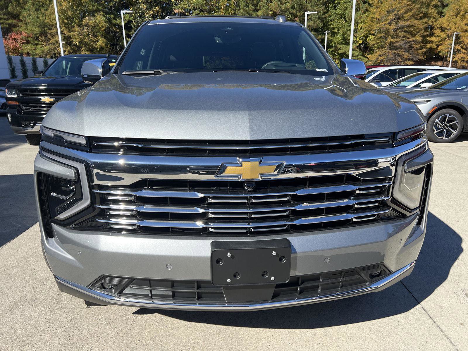New 2026 Chevrolet Suburban Premier image 35