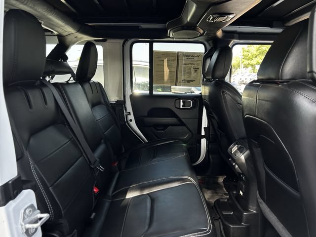 Used 2021 Jeep Wrangler Unlimited Sahara w/ Cold Weather Group AWD/4WD image 32
