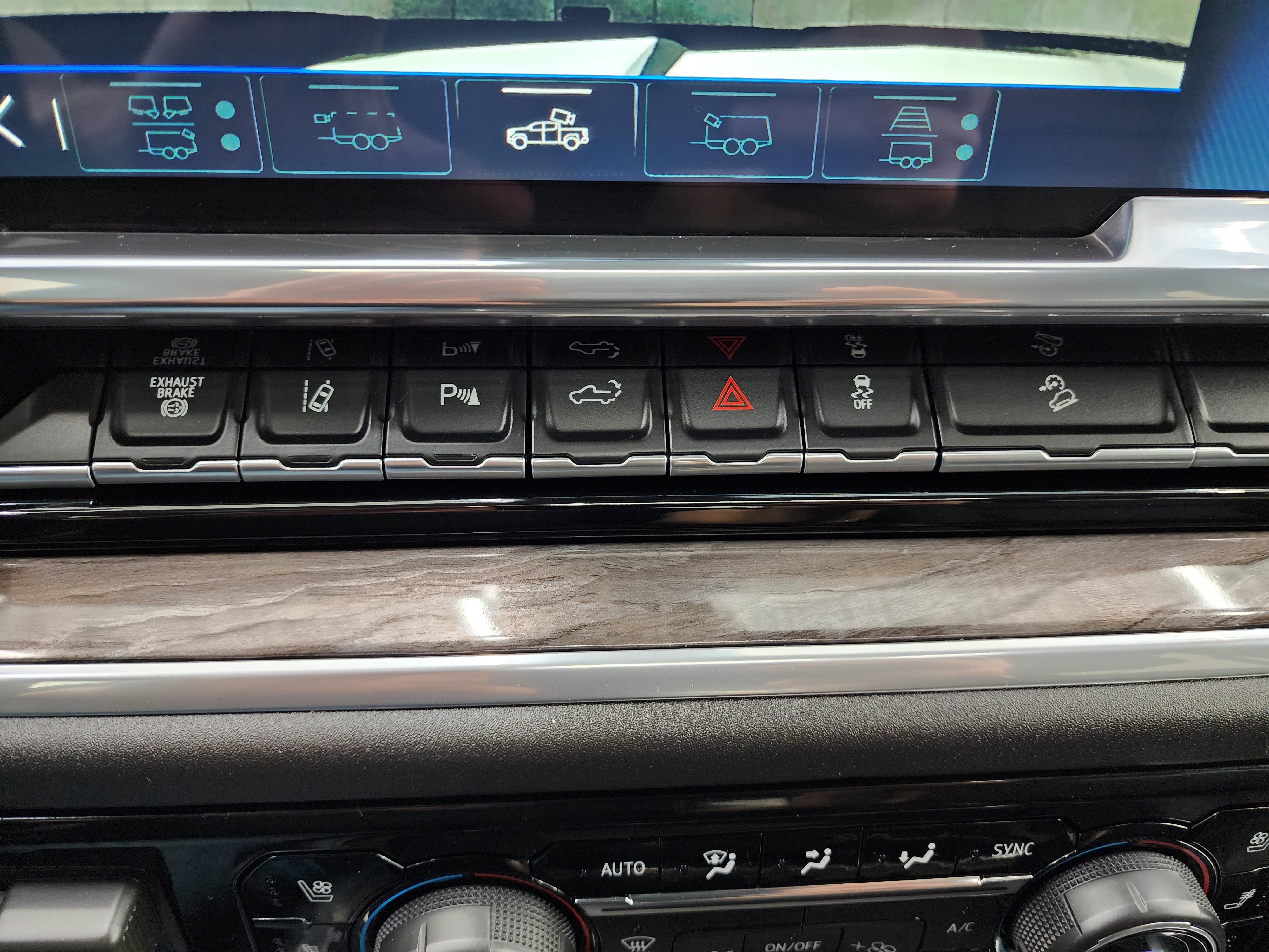 Used 2026 Chevrolet Silverado 2500 LTZ w/ Trail Boss Package AWD/4WD image 63