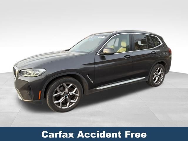 Used 2023 BMW X3 sDrive30i image 3