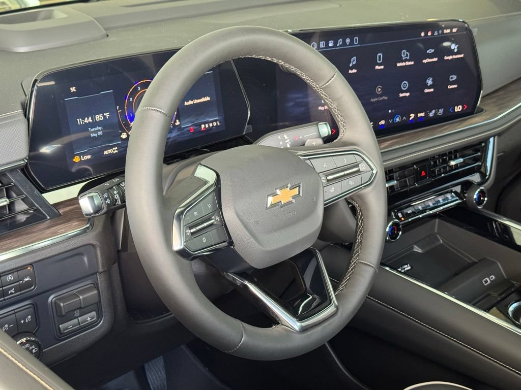 New 2026 Chevrolet Suburban Premier w/ Sun And Tow Package AWD/4WD image 21