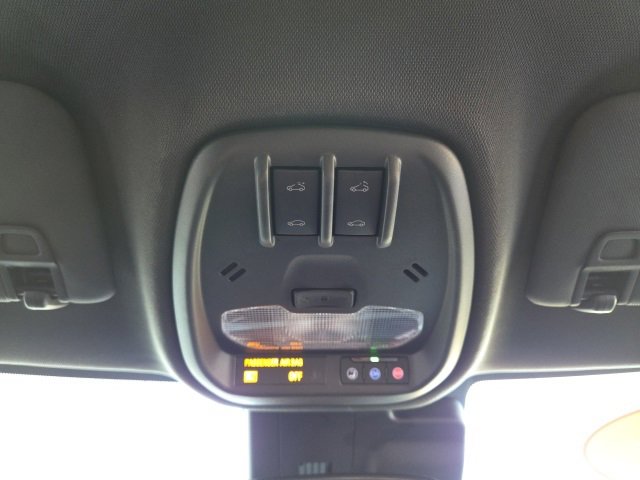 Used 2024 Chevrolet Trax RS w/ Sunroof Package image 14