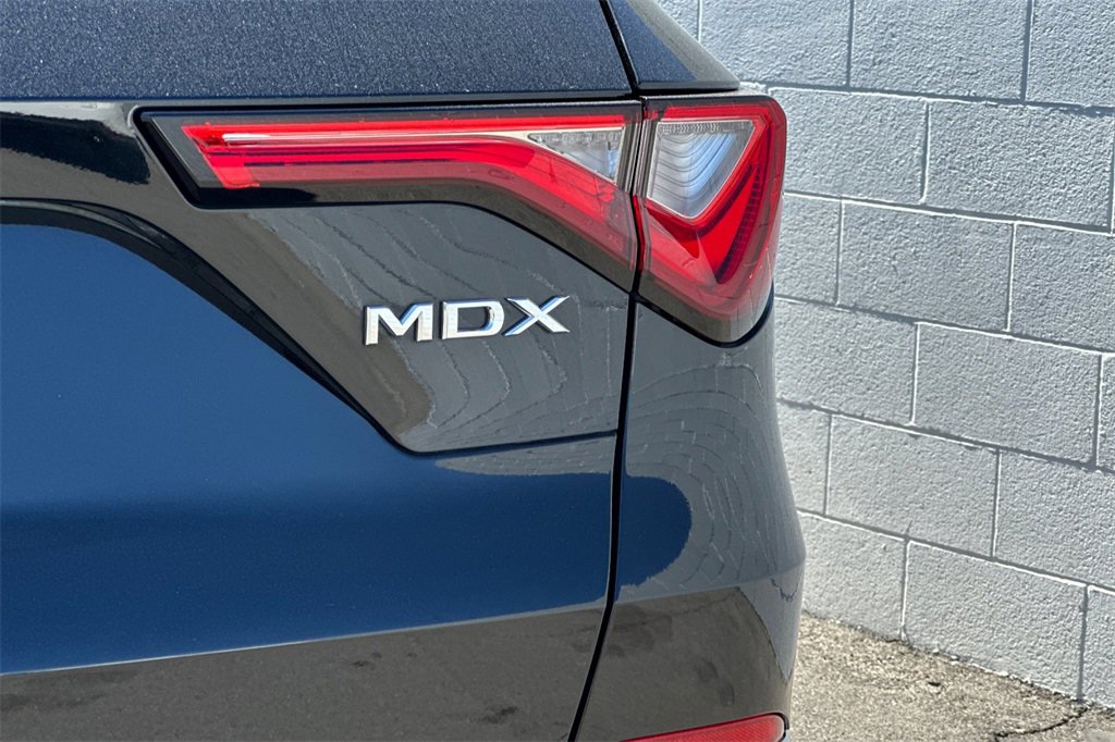 Certified 2023 Acura MDX FWD w/ Technology Package image 37
