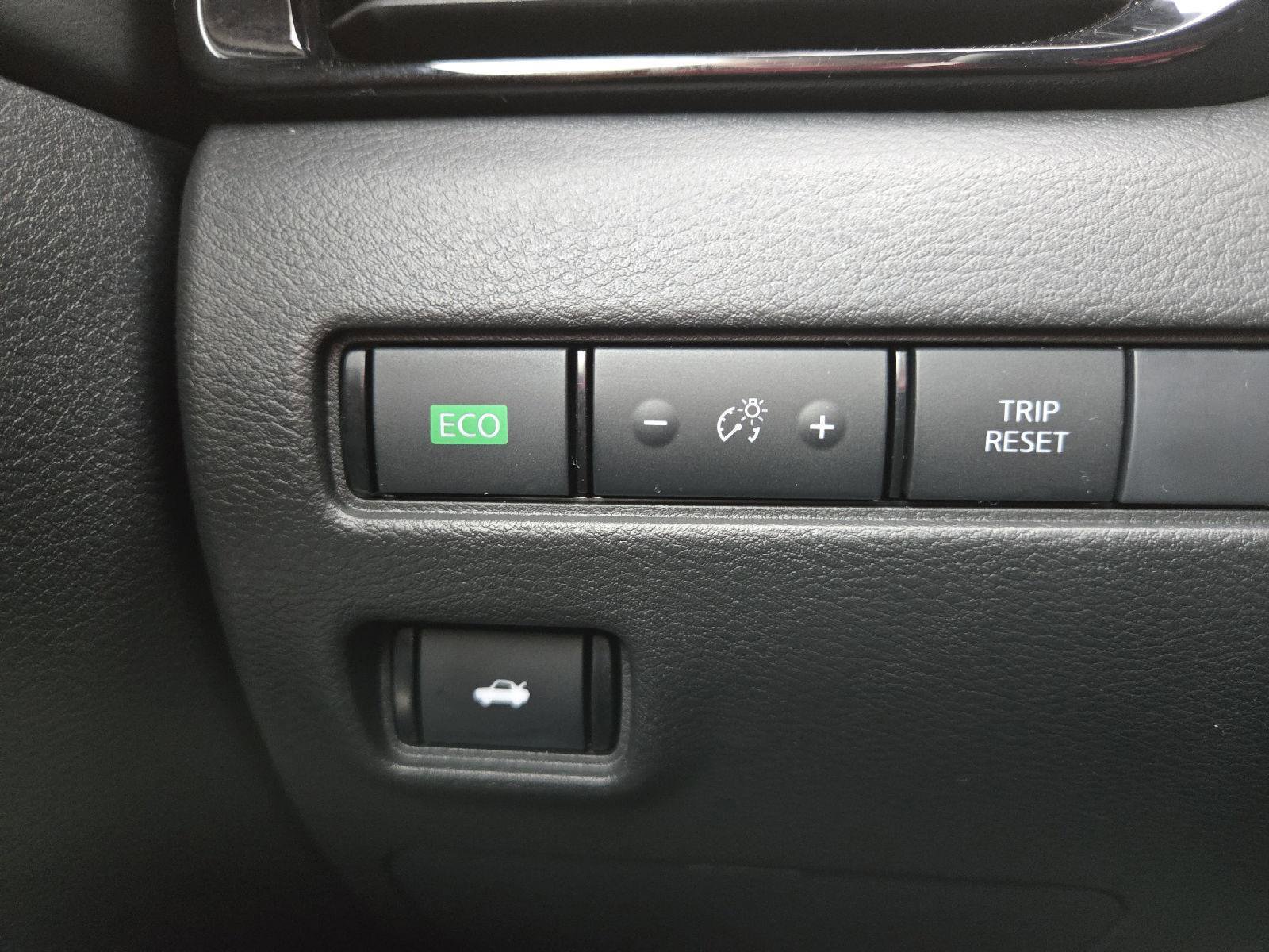 Used 2024 Nissan Sentra SR w/ SR Premium Package image 40