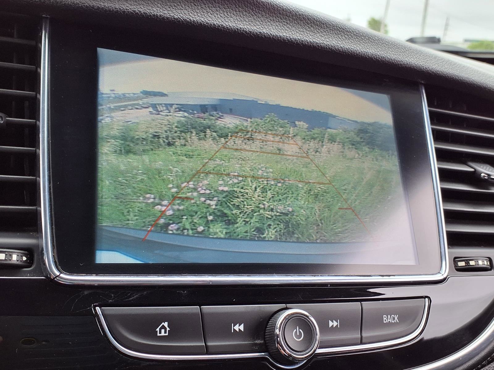 Used 2020 Buick Encore Preferred FWD image 7