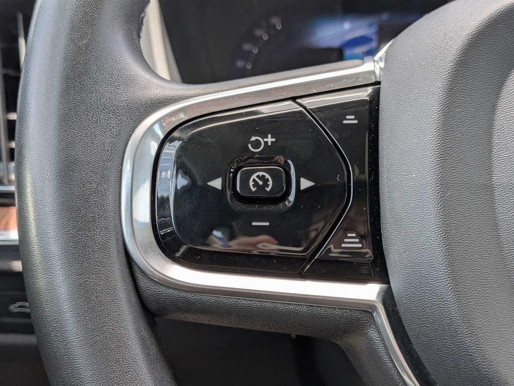 Certified 2023 Volvo S60 B5 Plus FWD image 32