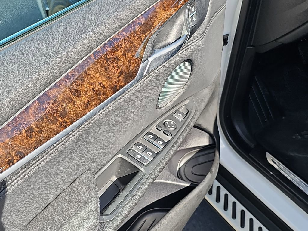 Used 2015 BMW X5 xDrive35i AWD/4WD image 19