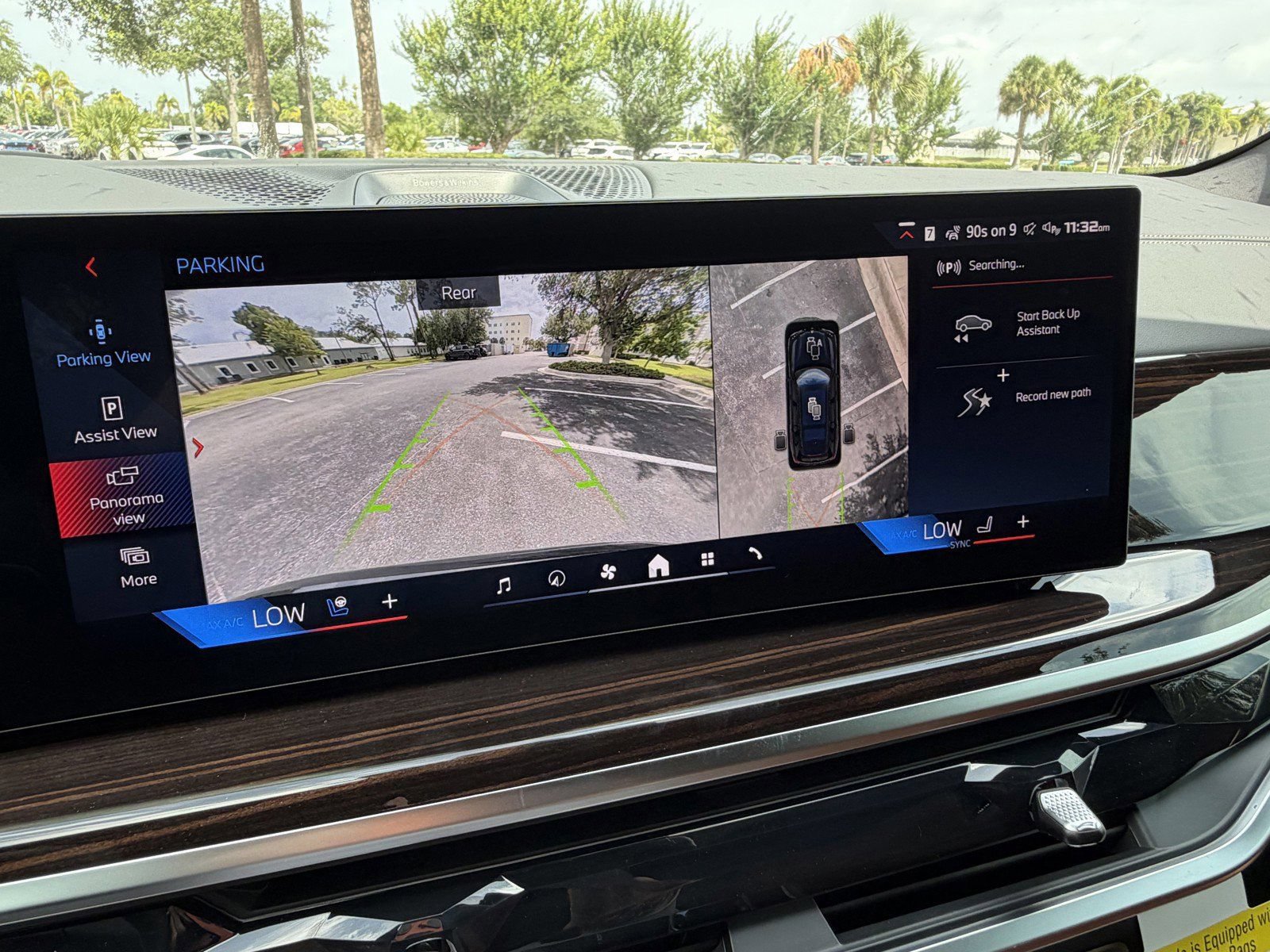New 2027 BMW X7 M60i AWD/4WD image 27