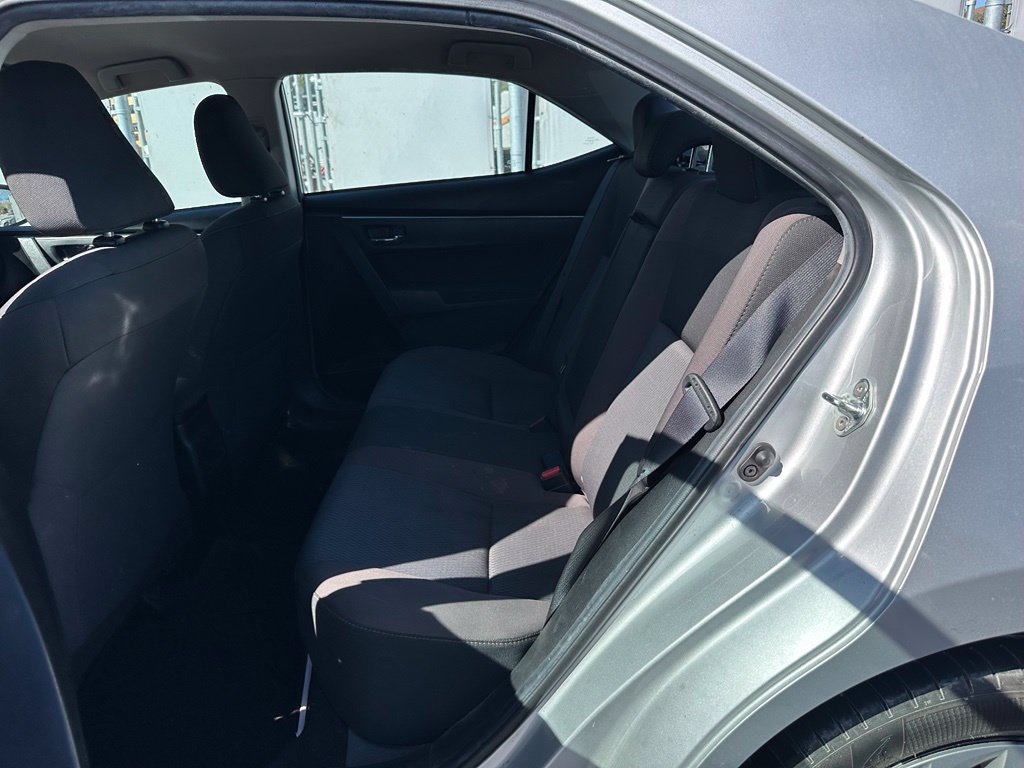 Used 2018 Toyota Corolla LE FWD image 7