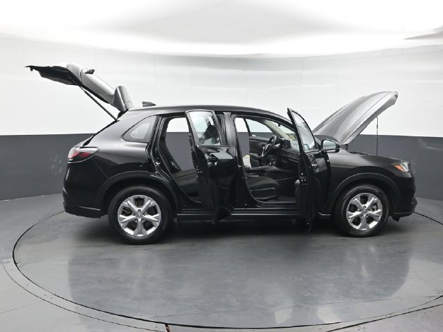 Used 2024 Honda HR-V LX image 45