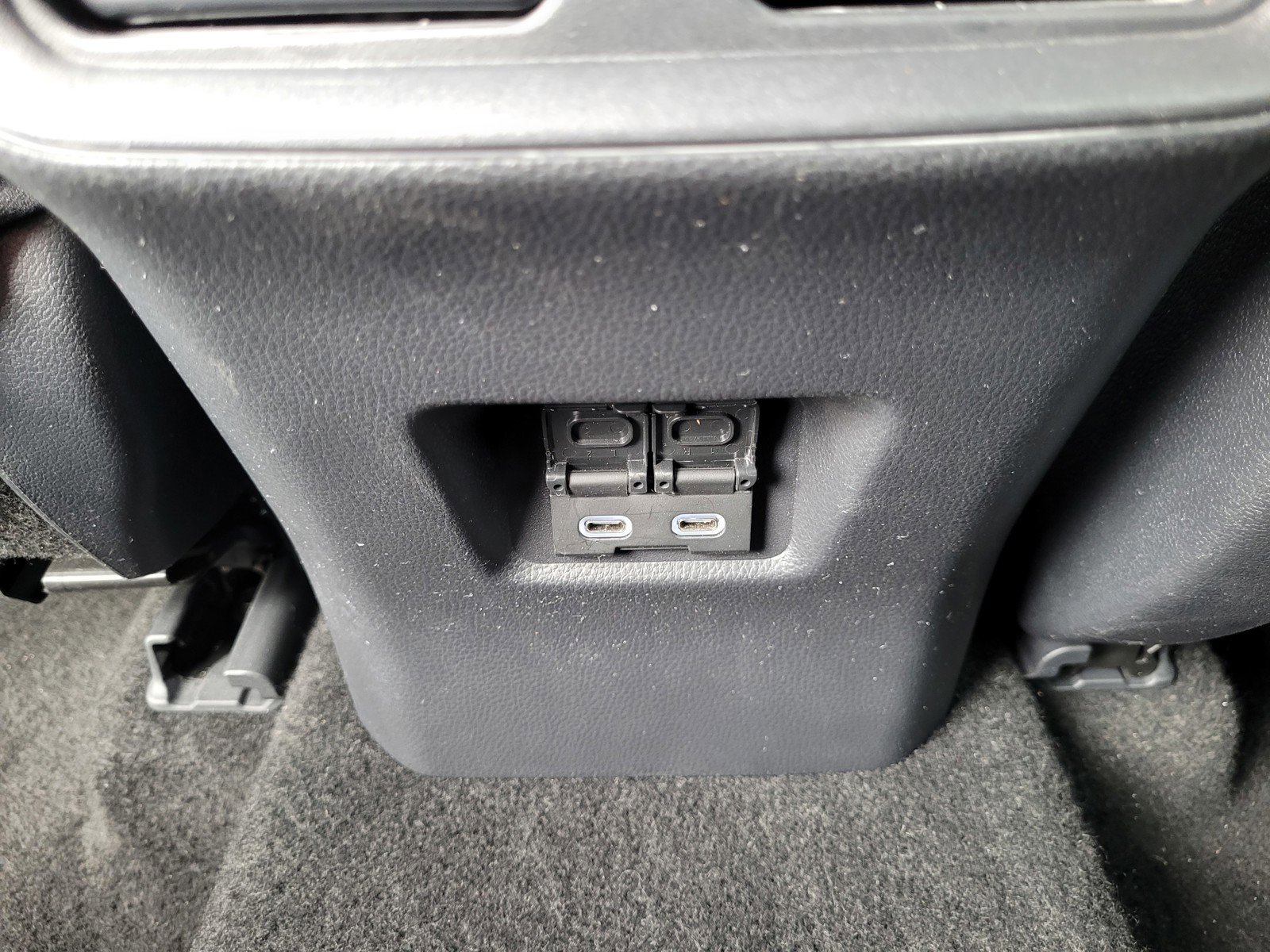 Used 2025 Toyota RAV4 XLE image 13