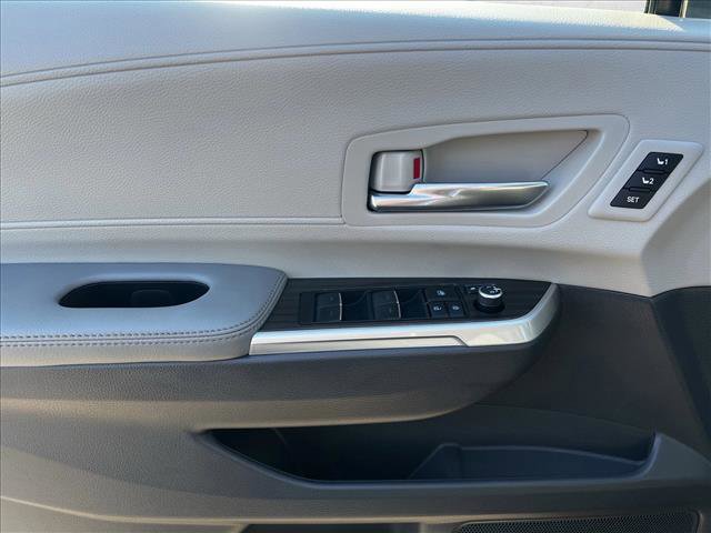 Certified 2022 Toyota Sienna Limited image 11