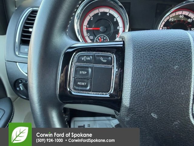 Used 2016 Dodge Grand Caravan SE FWD image 20