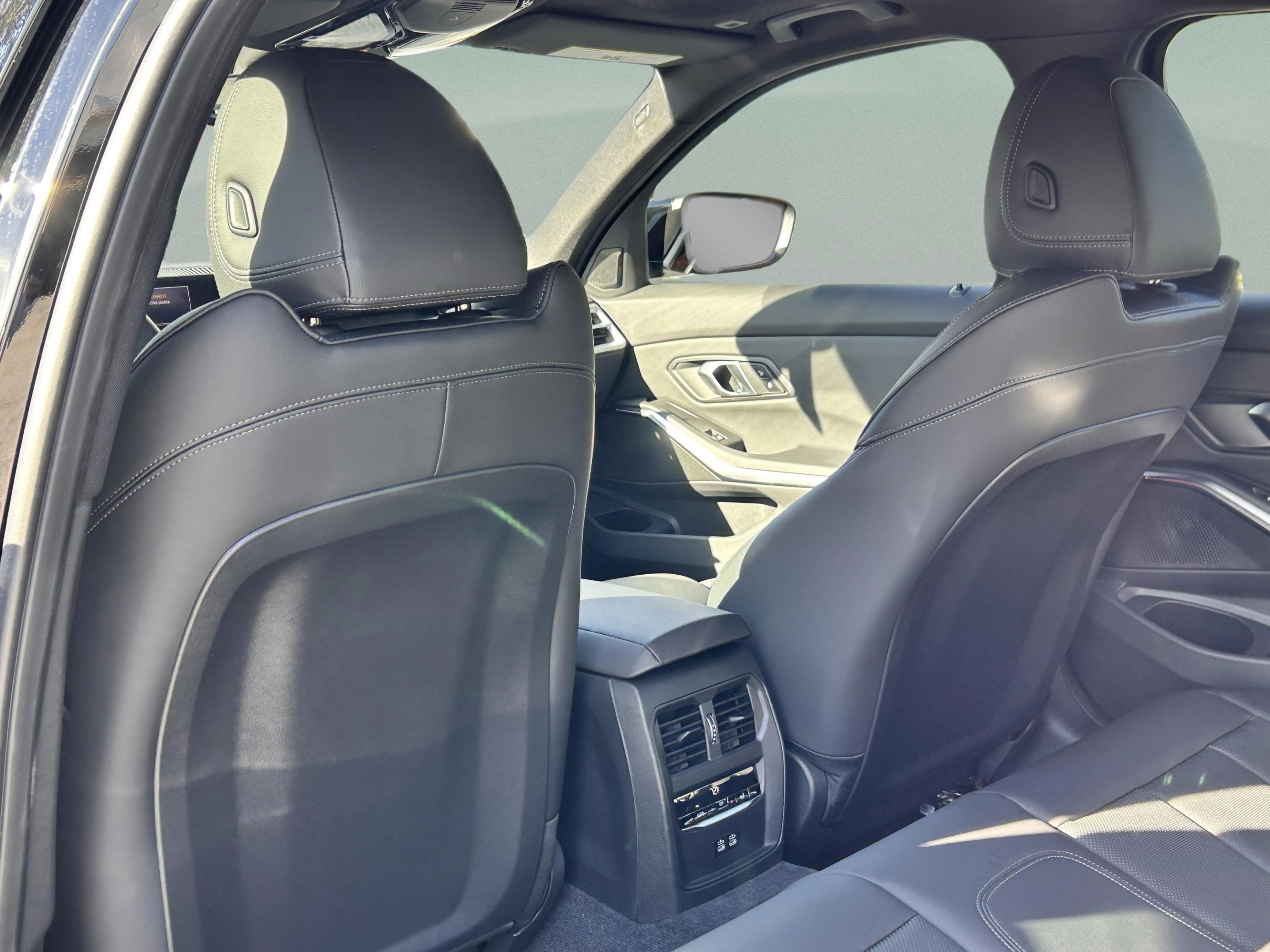 Used 2026 BMW 330i Sedan w/ Convenience Package image 26