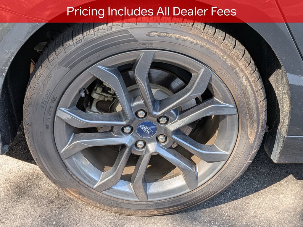 Used 2018 Ford Fusion SE w/ Equipment Group 201A FWD image 8
