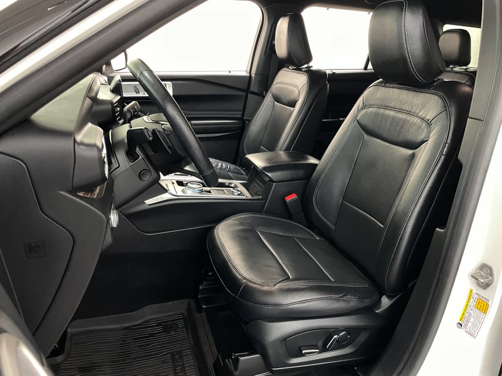 Used 2020 Ford Explorer Limited w/ Class III Trailer Tow Package AWD/4WD image 31
