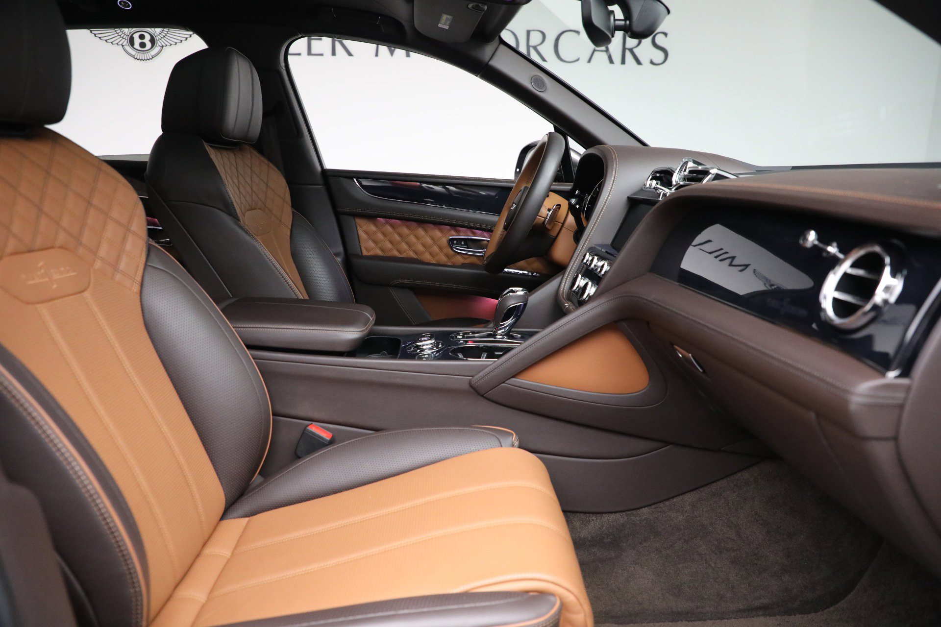 Certified 2021 Bentley Bentayga image 26