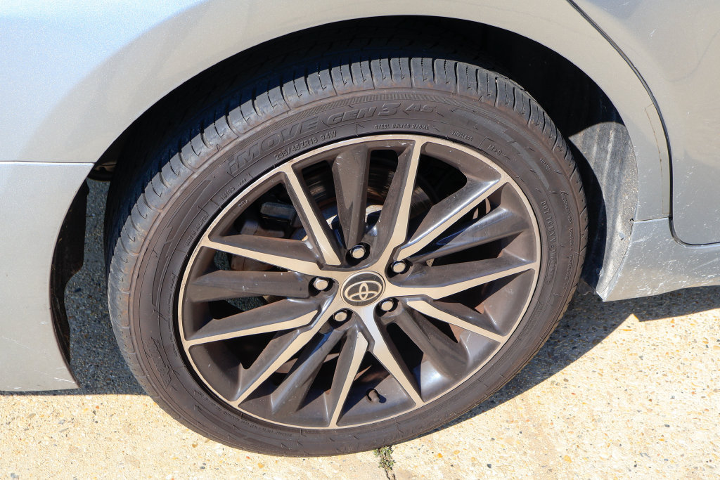 Used 2022 Toyota Camry SE FWD image 11