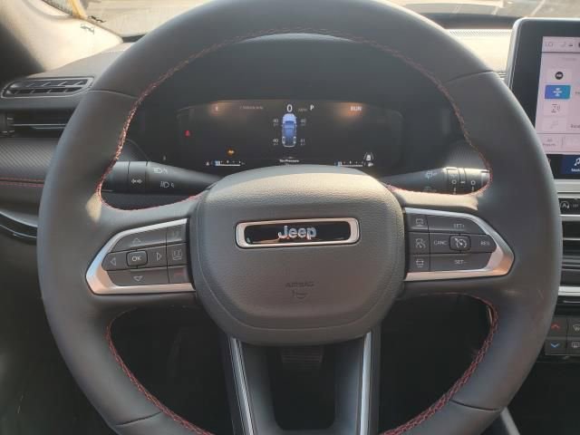 New 2025 Jeep Compass Trailhawk w/ Trailhawk Elite Group image 10