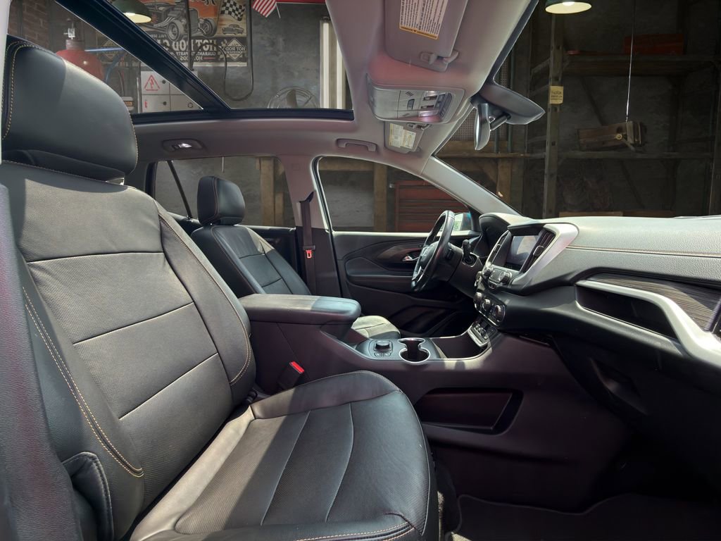 Certified 2019 GMC Terrain SLT w/ Preferred Package AWD/4WD image 15