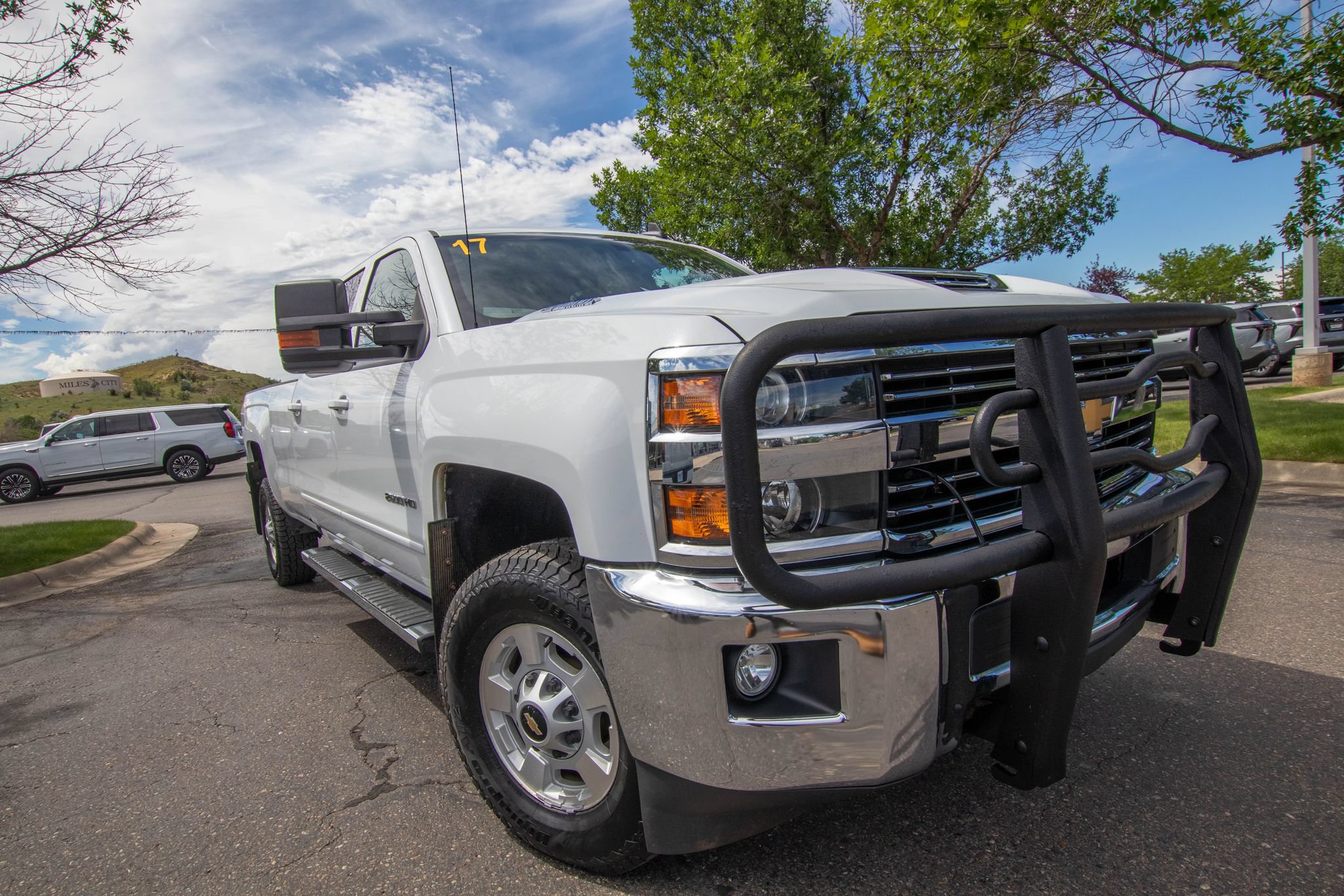Used 2017 Chevrolet Silverado 2500 LT w/ LT Fleet Convenience Package AWD/4WD image 5