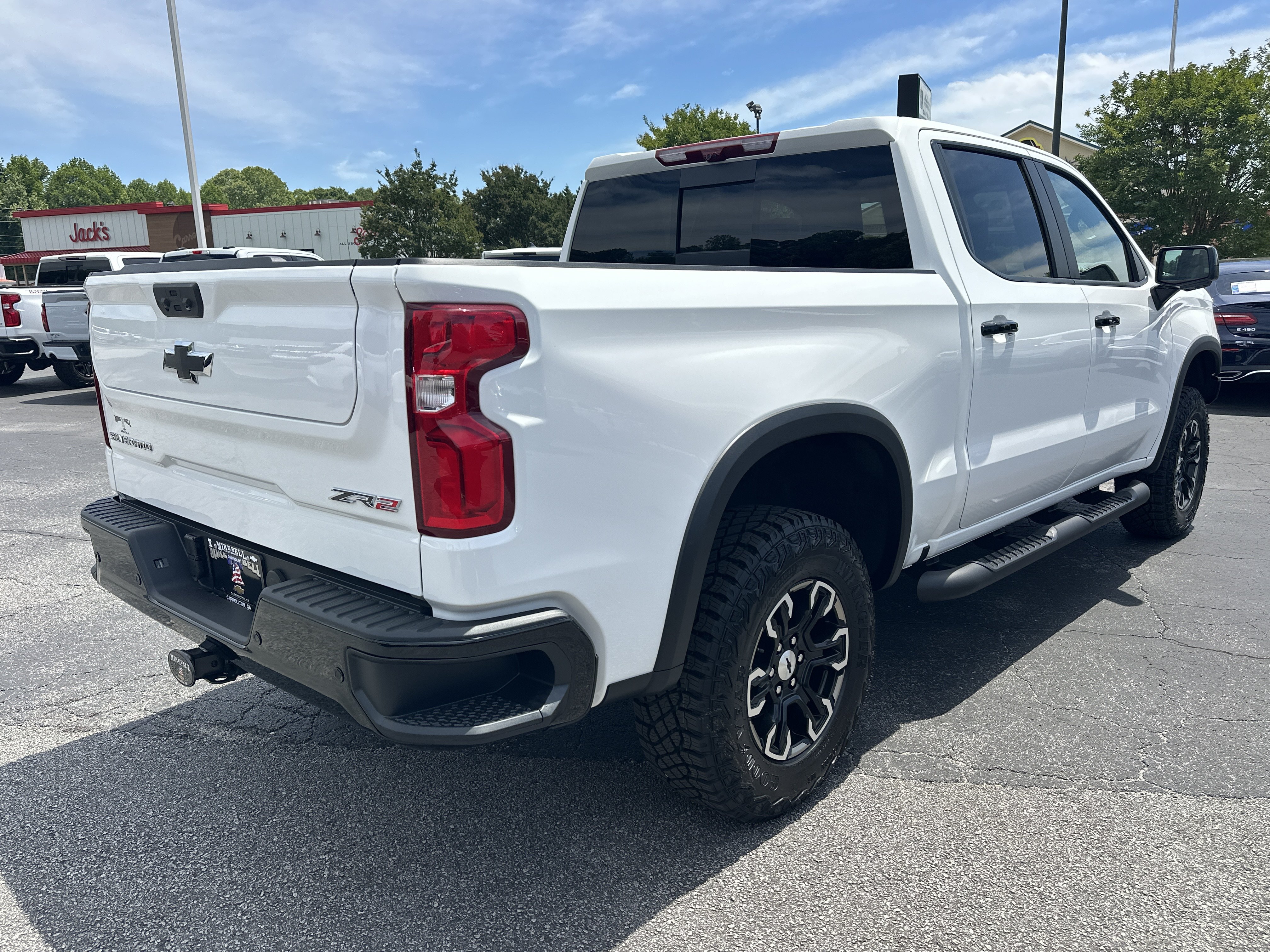 New 2026 Chevrolet Silverado 1500 ZR2 AWD/4WD image 9