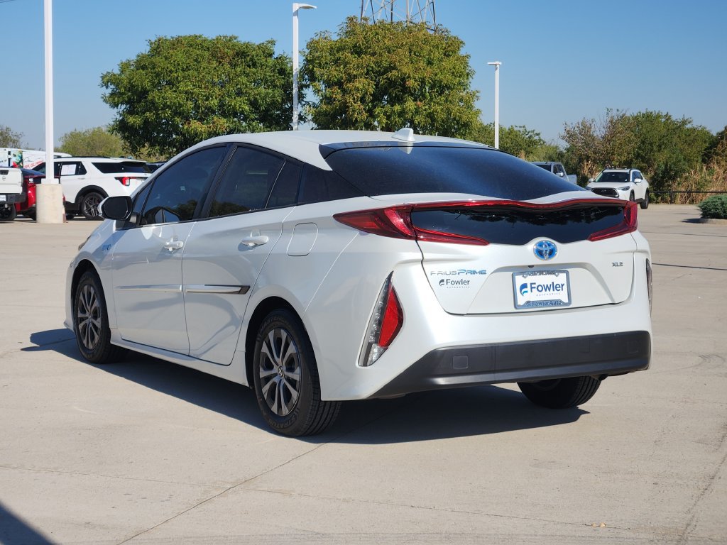 Used 2022 Toyota Prius Prime XLE FWD image 5
