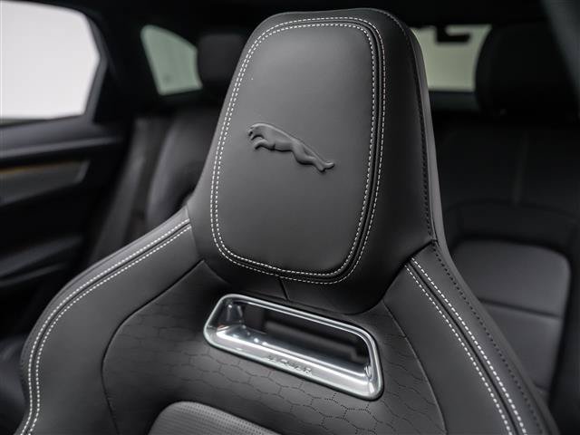 New 2025 Jaguar F-PACE R-Dynamic S AWD/4WD image 16