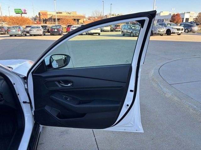 Certified 2025 Honda Accord EX-L image 24