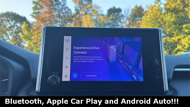 Used 2024 Toyota RAV4 LE image 4