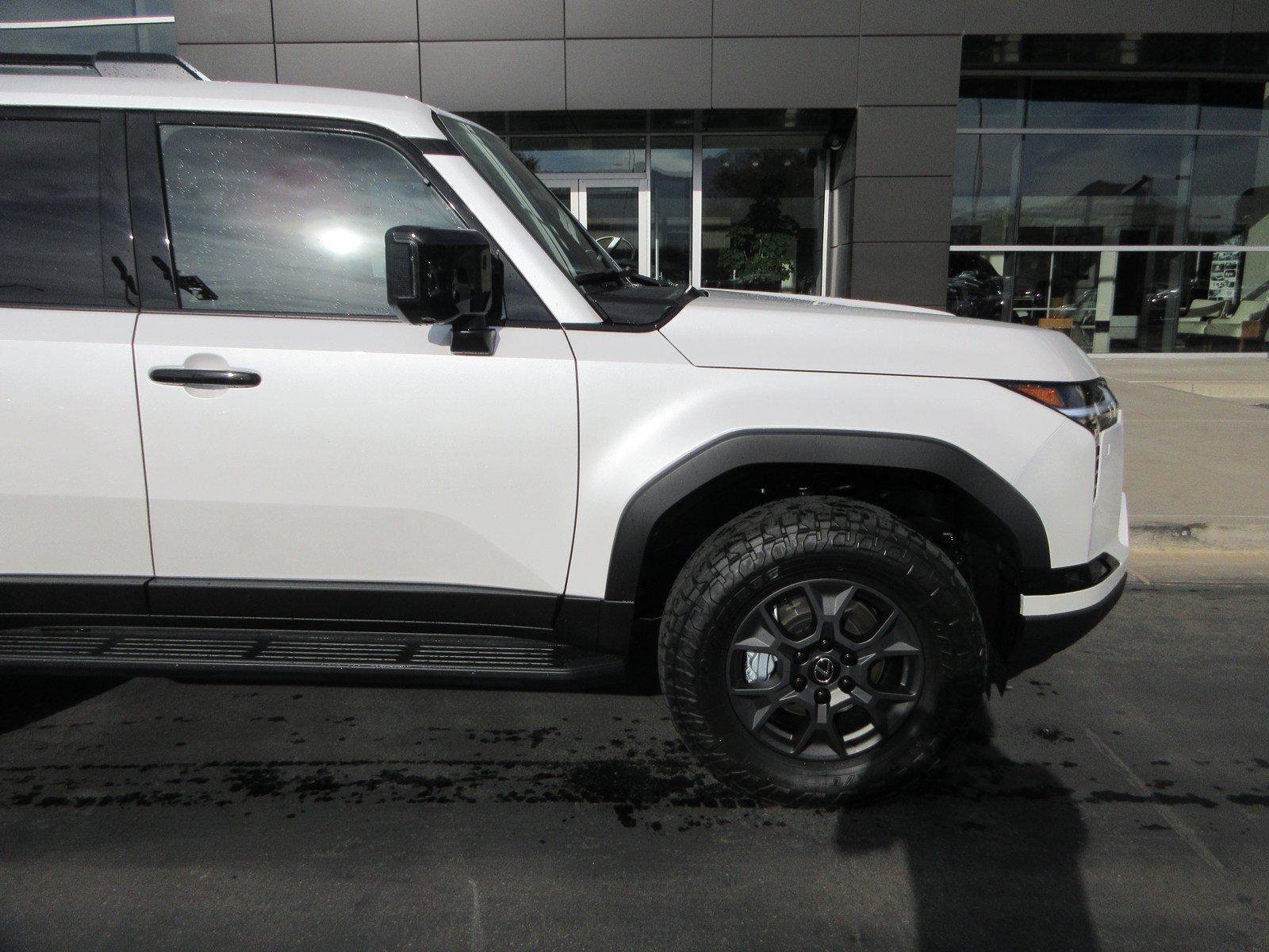 Used 2026 Lexus GX 550 w/ Accessory Package (CT) AWD/4WD image 12