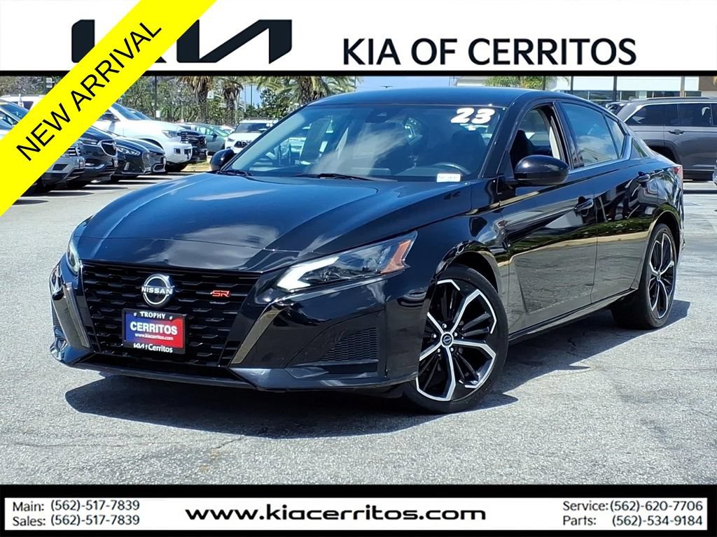 Used 2023 Nissan Altima 2.5 SR