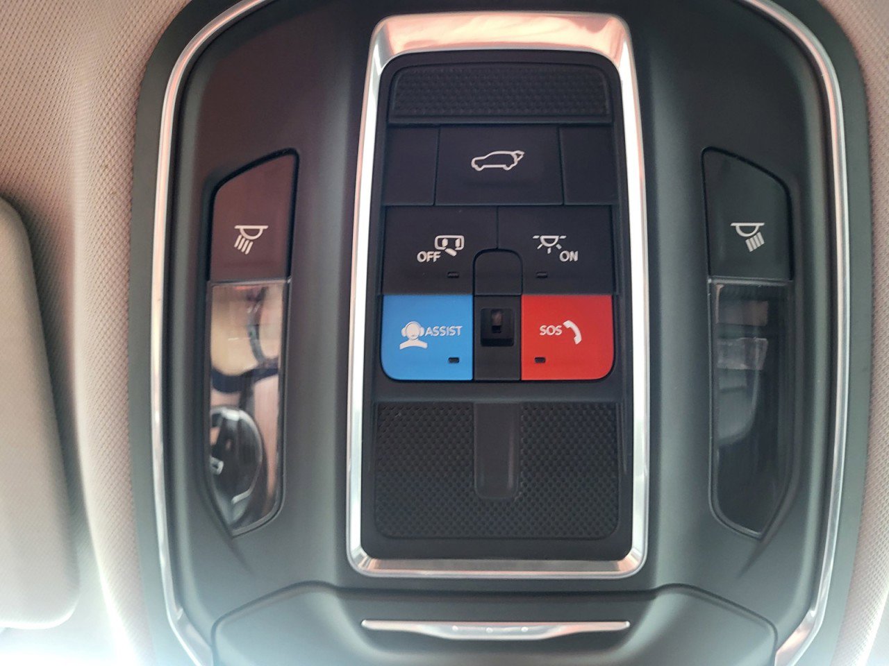 Used 2021 Jeep Grand Cherokee L Limited w/ Luxury Tech Group II image 43