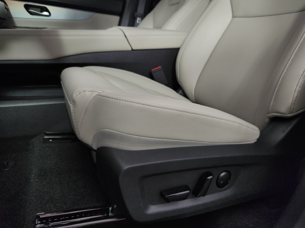 Certified 2025 Nissan Murano SL AWD/4WD image 12