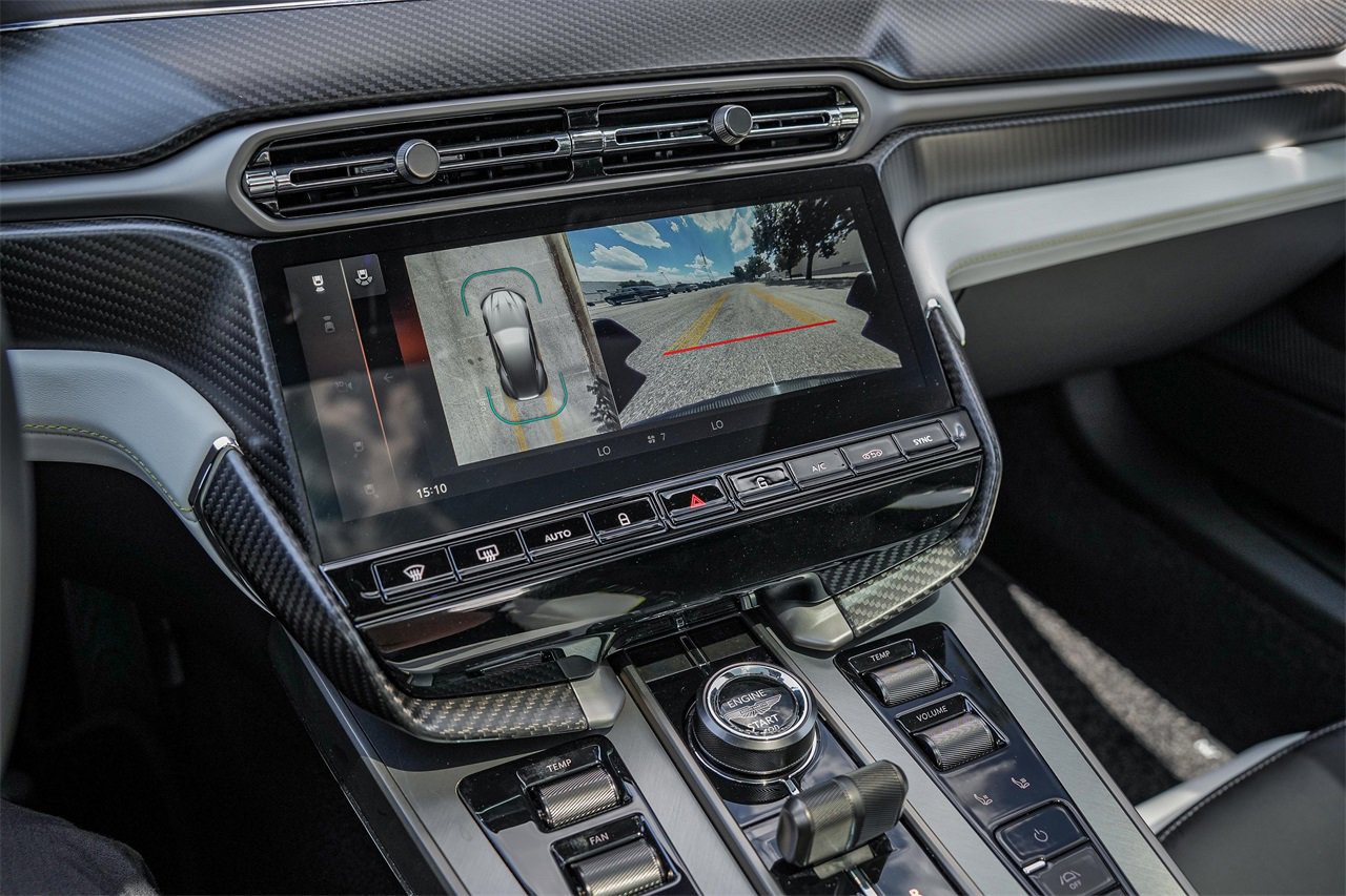 New 2025 Aston Martin Vanquish Coupe image 27