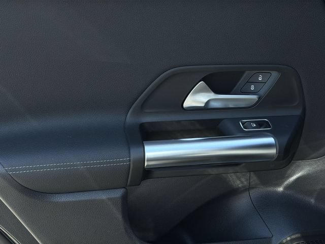 Used 2023 Mercedes-Benz GLA 250 image 21