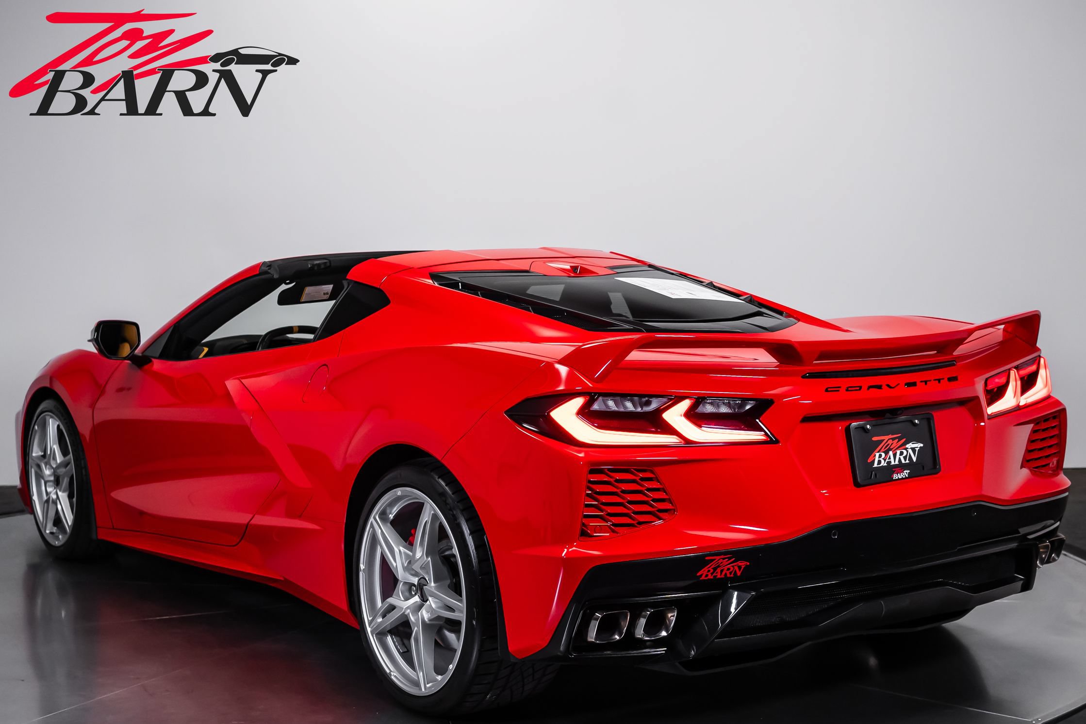 Used 2020 Chevrolet Corvette Stingray Preferred Cpe w/ 2LT Preferred Equipment Group RWD image 3