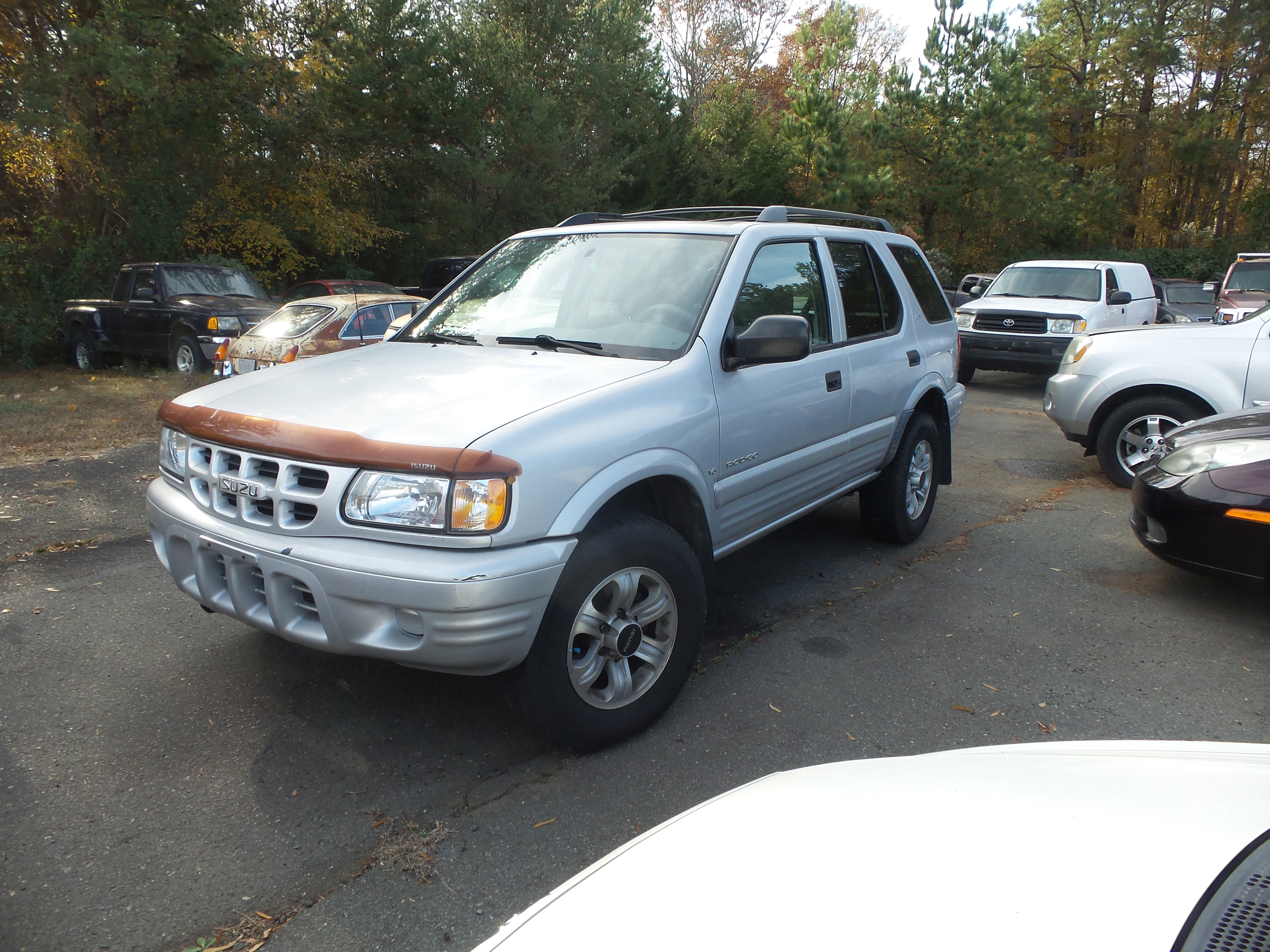 Used 2001 Isuzu Rodeo S image 5
