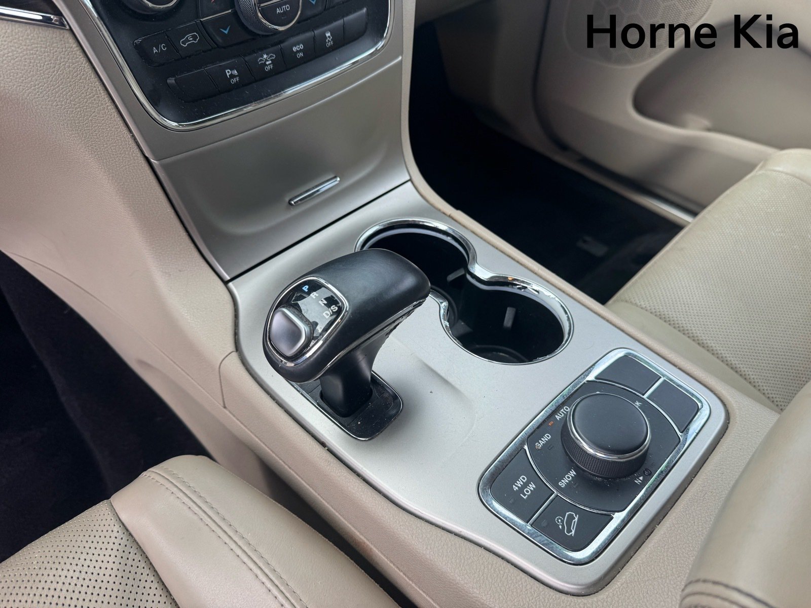 Used 2014 Jeep Grand Cherokee Limited w/ Luxury Group II AWD/4WD image 24