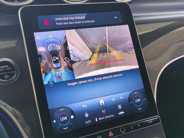 Used 2025 Mercedes-Benz GLC 300 image 14