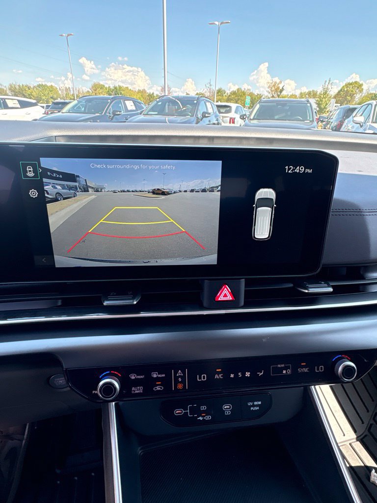 New 2027 Kia Carnival LX FWD image 15