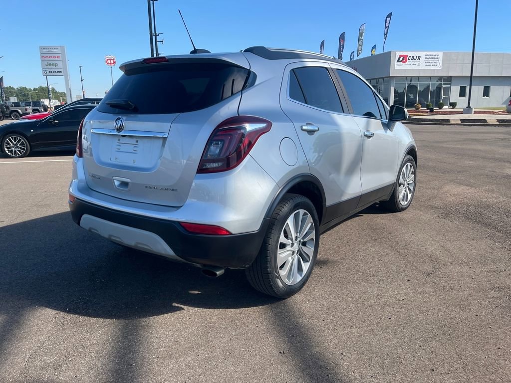 Used 2018 Buick Encore Preferred image 8