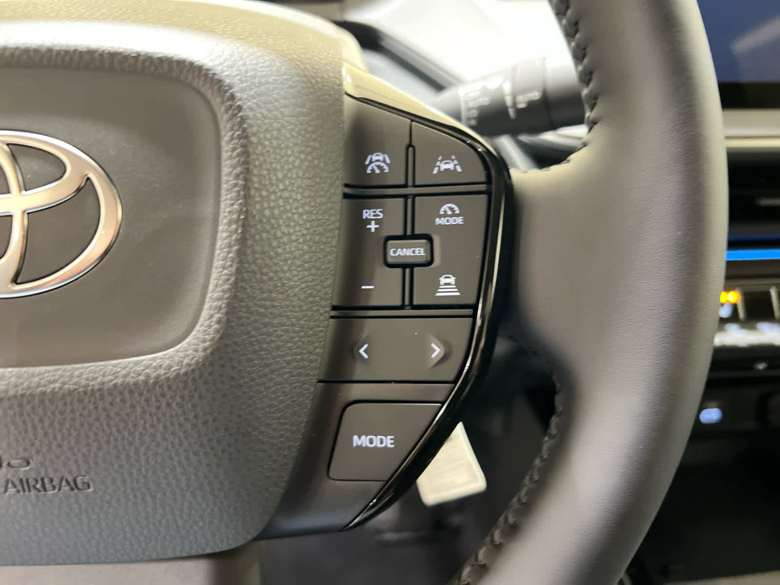 New 2026 Toyota Prius XLE image 18