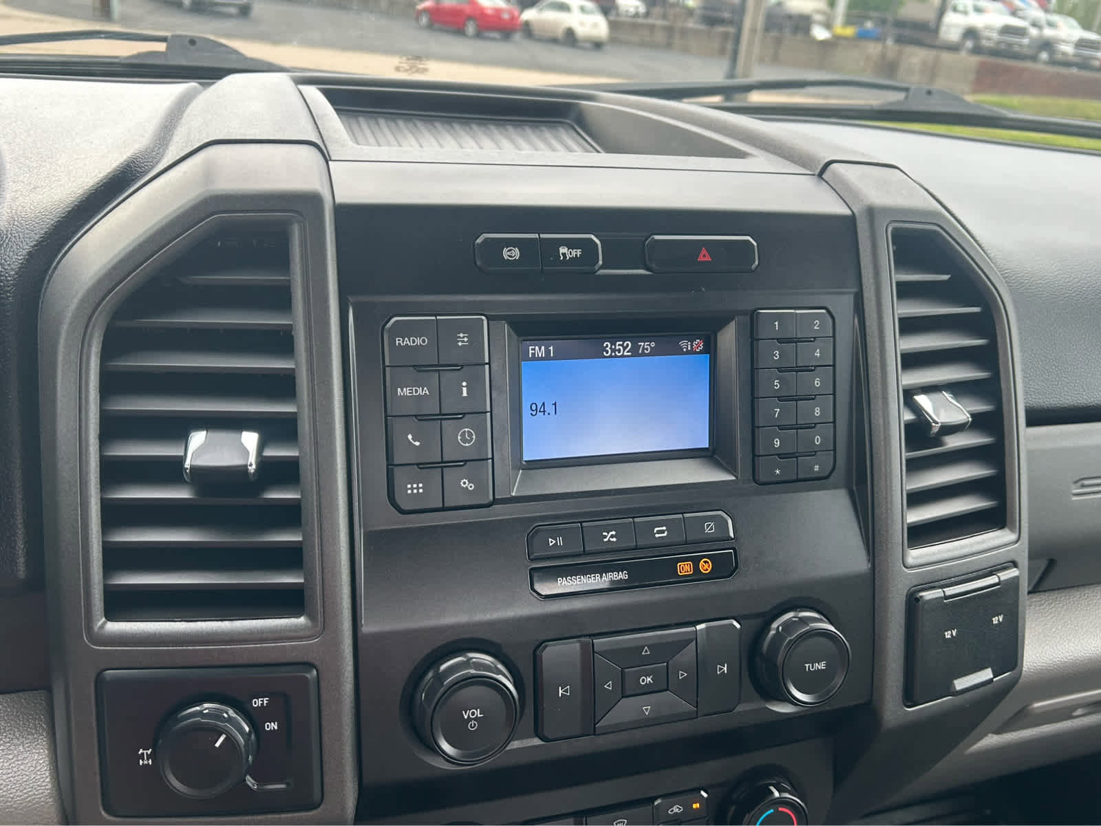 Used 2021 Ford F250 XL image 22
