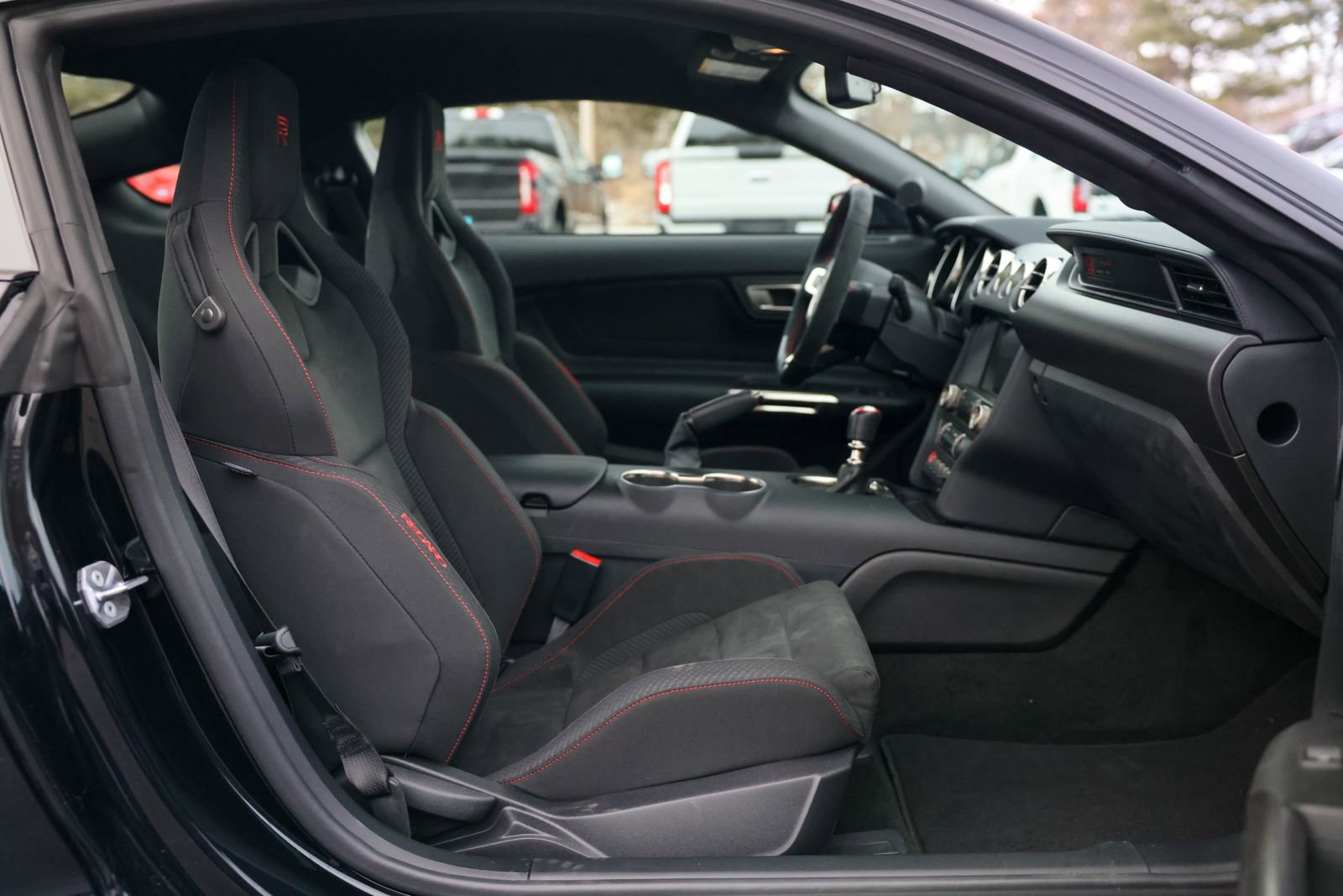 Used 2017 Ford Mustang Shelby GT350R w/ GT350R Equipment Group 920A image 17