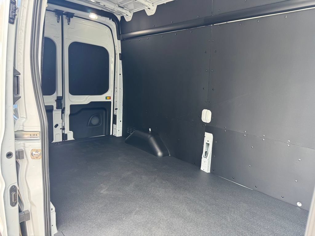 New 2026 Ford Transit 250 148 High Roof AWD w/ Load Area Protection Package image 18
